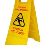 SEÑALAMIENTO PISO MOJADO OVAL